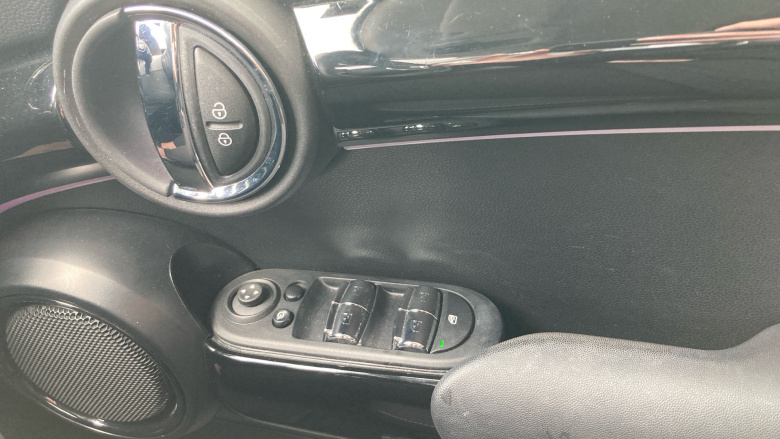 MINI Cooper 1.5 C Classic 5dr Auto Petrol Hatchback